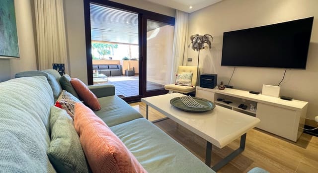 2 Zimmer Apartment zu verkaufen in Estepona mit Pool Garage - 630.000 € (Ref: 9065173)