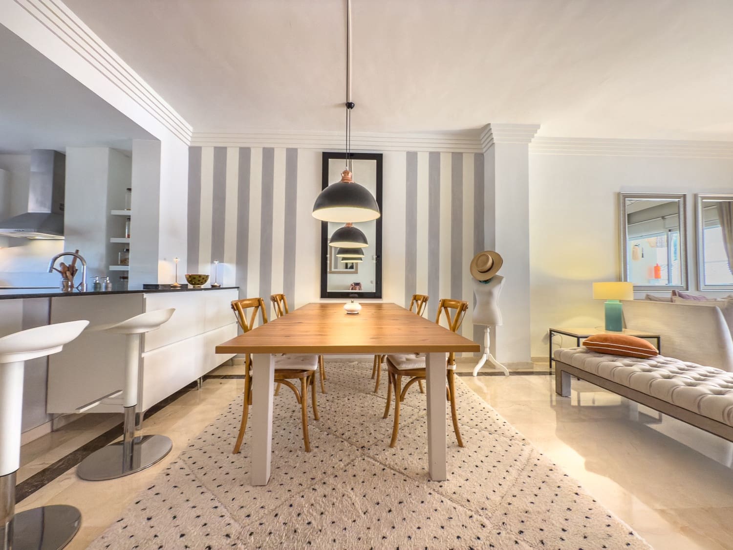 2 soveværelse Lejlighed til salg i Marbella med swimmingpool garage - € 450.000 (Ref: 9075091)