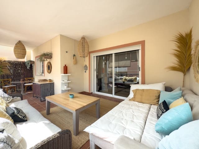 2 soverom Leilighet til salgs i Las Brisas, Marbella med svømmebasseng garasje - € 450 000 (Ref: 9075091)