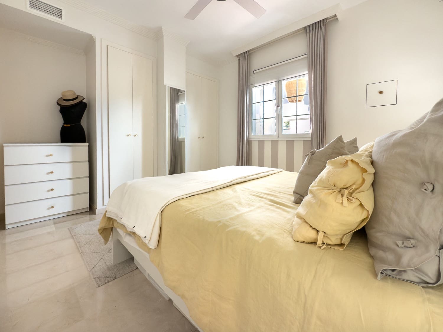 2 soveværelse Lejlighed til salg i Marbella med swimmingpool garage - € 450.000 (Ref: 9075091)