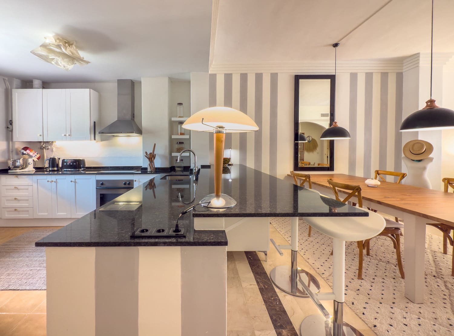 2 soveværelse Lejlighed til salg i Marbella med swimmingpool garage - € 450.000 (Ref: 9075091)