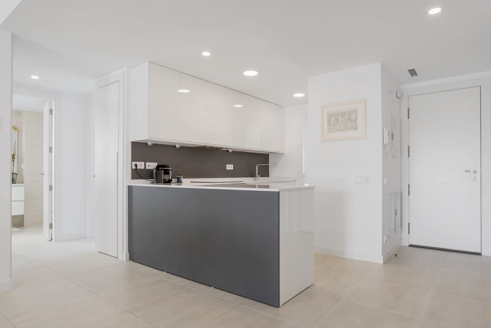 2 soverom Penthouse til salgs i New Golden Mile med svømmebasseng garasje - € 585 000 (Ref: 9095244)