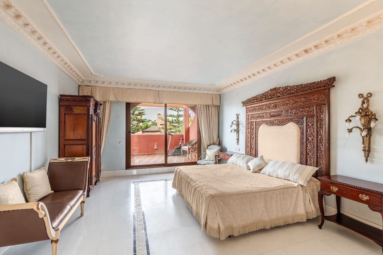 5 soveværelse Penthouse til salg i San Pedro de Alcantara med swimmingpool garage - € 2.350.000 (Ref: 9118705)