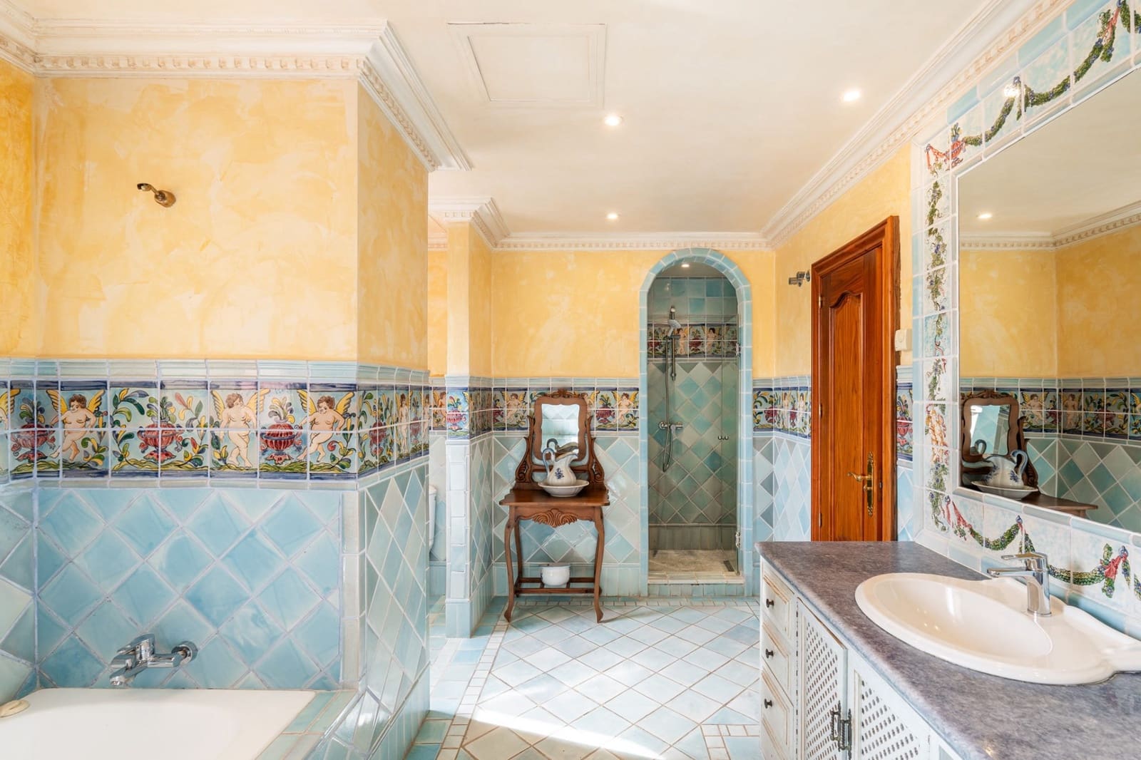 5 soveværelse Penthouse til salg i San Pedro de Alcantara med swimmingpool garage - € 2.350.000 (Ref: 9118705)