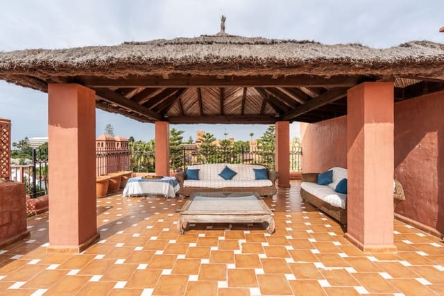 5 soverom Penthouse til salgs i San Pedro de Alcantara, Marbella med svømmebasseng garasje - € 2 350 000 (Ref: 9118705)