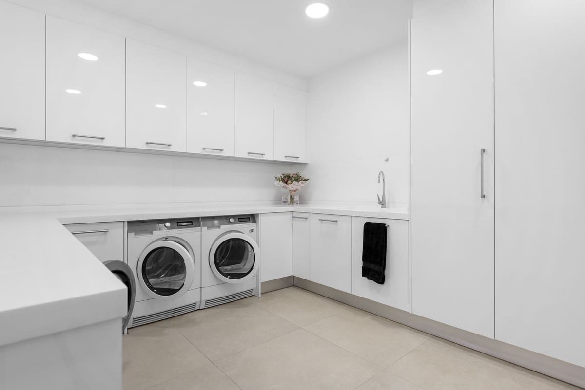 7 soverom Villa til salgs i Benahavis med svømmebasseng garasje - € 4 995 000 (Ref: 9118707)