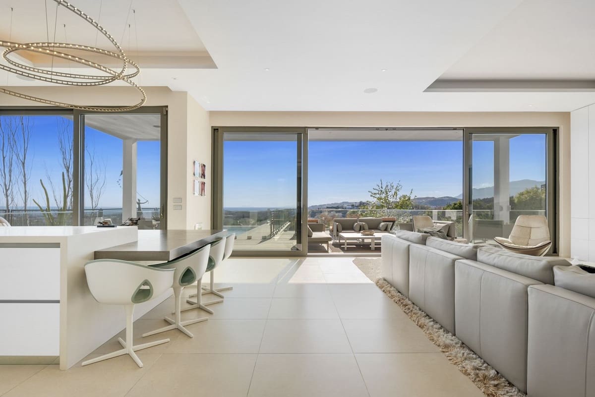 7 Zimmer Villa zu verkaufen in Benahavis mit Pool Garage - 4.995.000 € (Ref: 9118707)