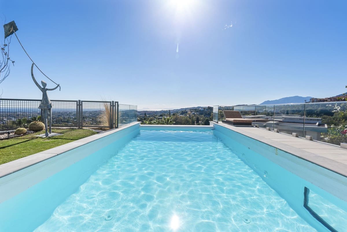 7 Zimmer Villa zu verkaufen in Benahavis mit Pool Garage - 4.995.000 € (Ref: 9118707)
