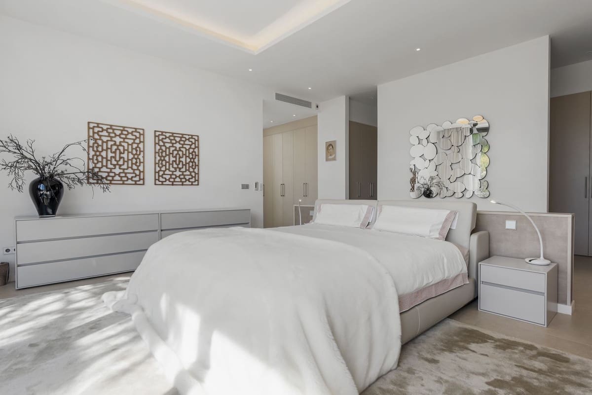 7 Zimmer Villa zu verkaufen in Benahavis mit Pool Garage - 4.995.000 € (Ref: 9118707)