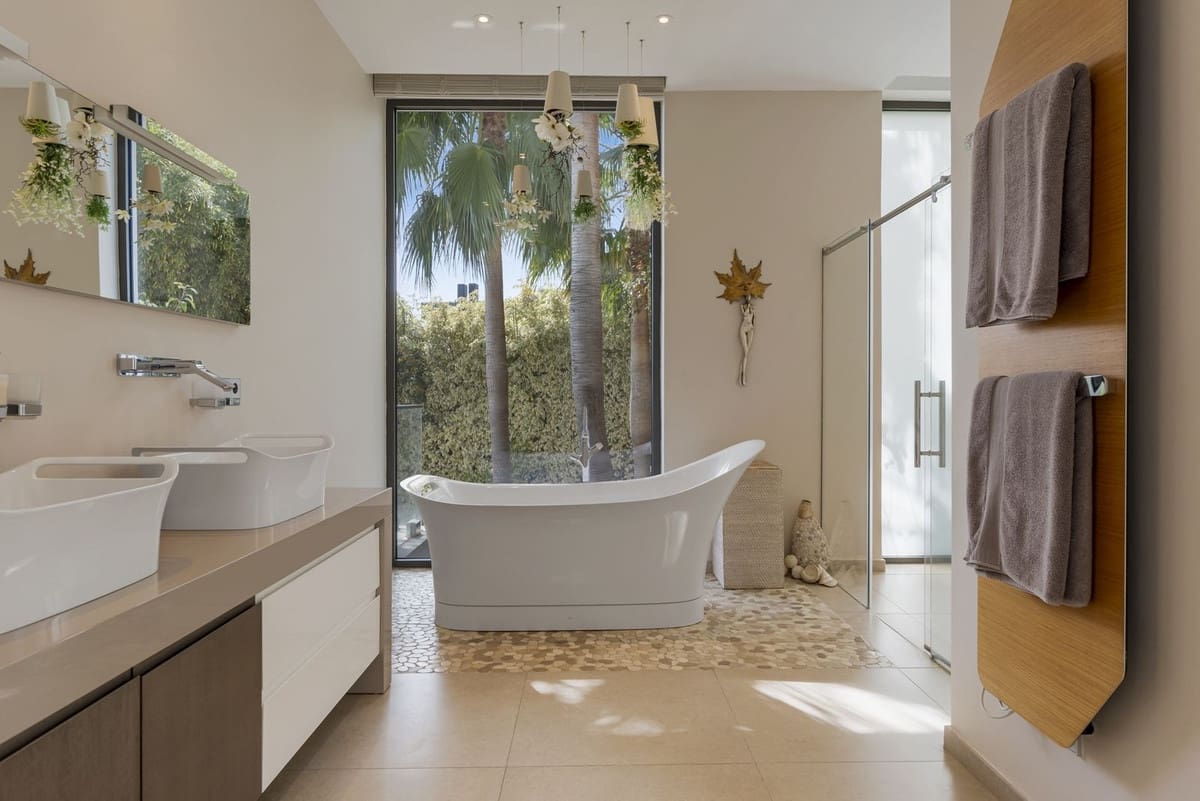 7 Zimmer Villa zu verkaufen in Benahavis mit Pool Garage - 4.995.000 € (Ref: 9118707)