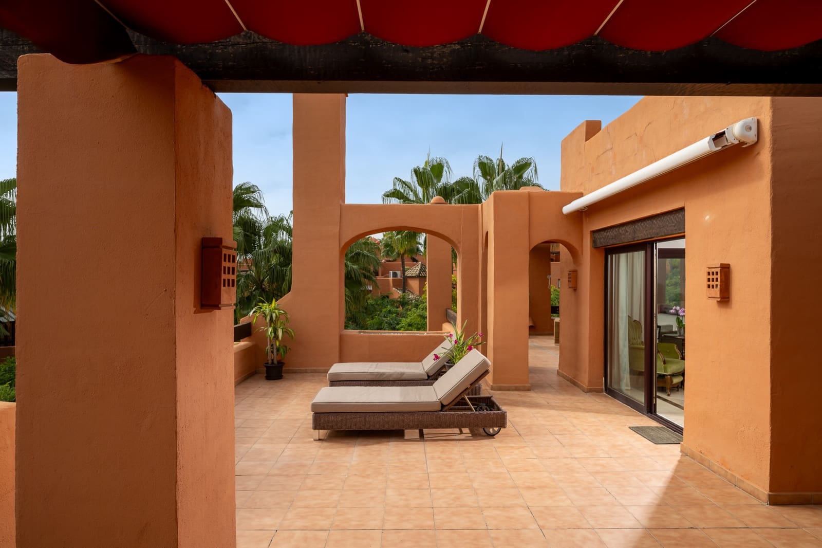 3 Zimmer Penthouse zu verkaufen in Marbella mit Pool Garage - 1.895.000 € (Ref: 9118709)