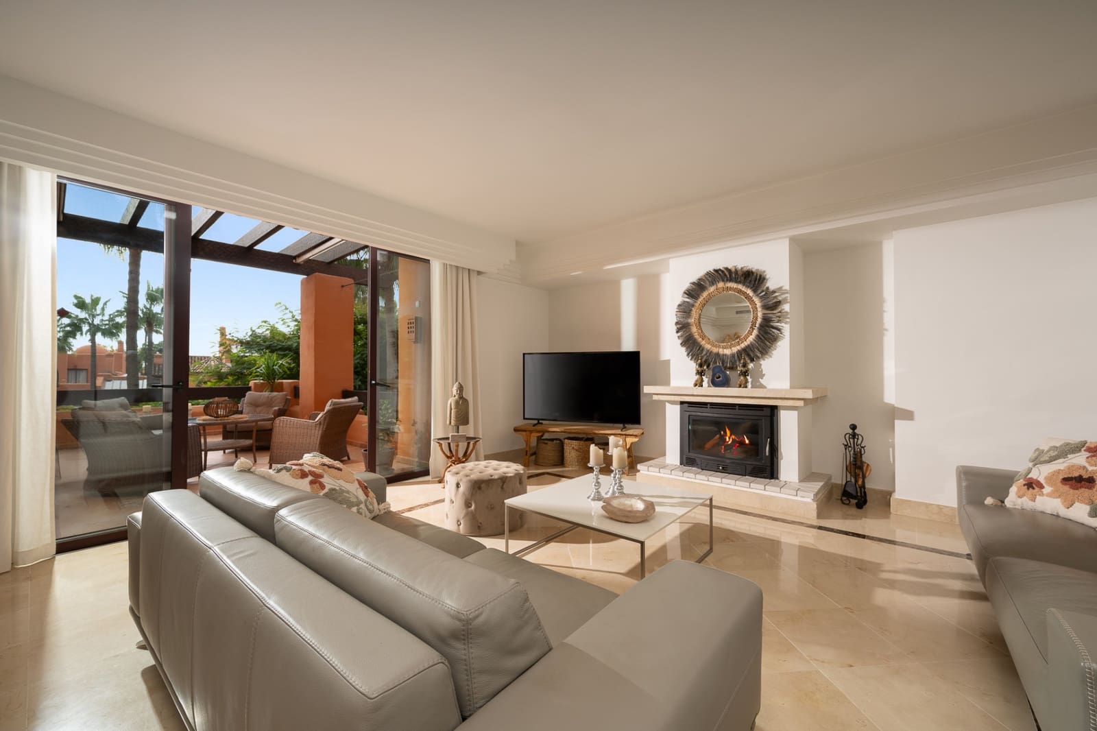 3 Zimmer Penthouse zu verkaufen in Marbella mit Pool Garage - 1.895.000 € (Ref: 9118709)