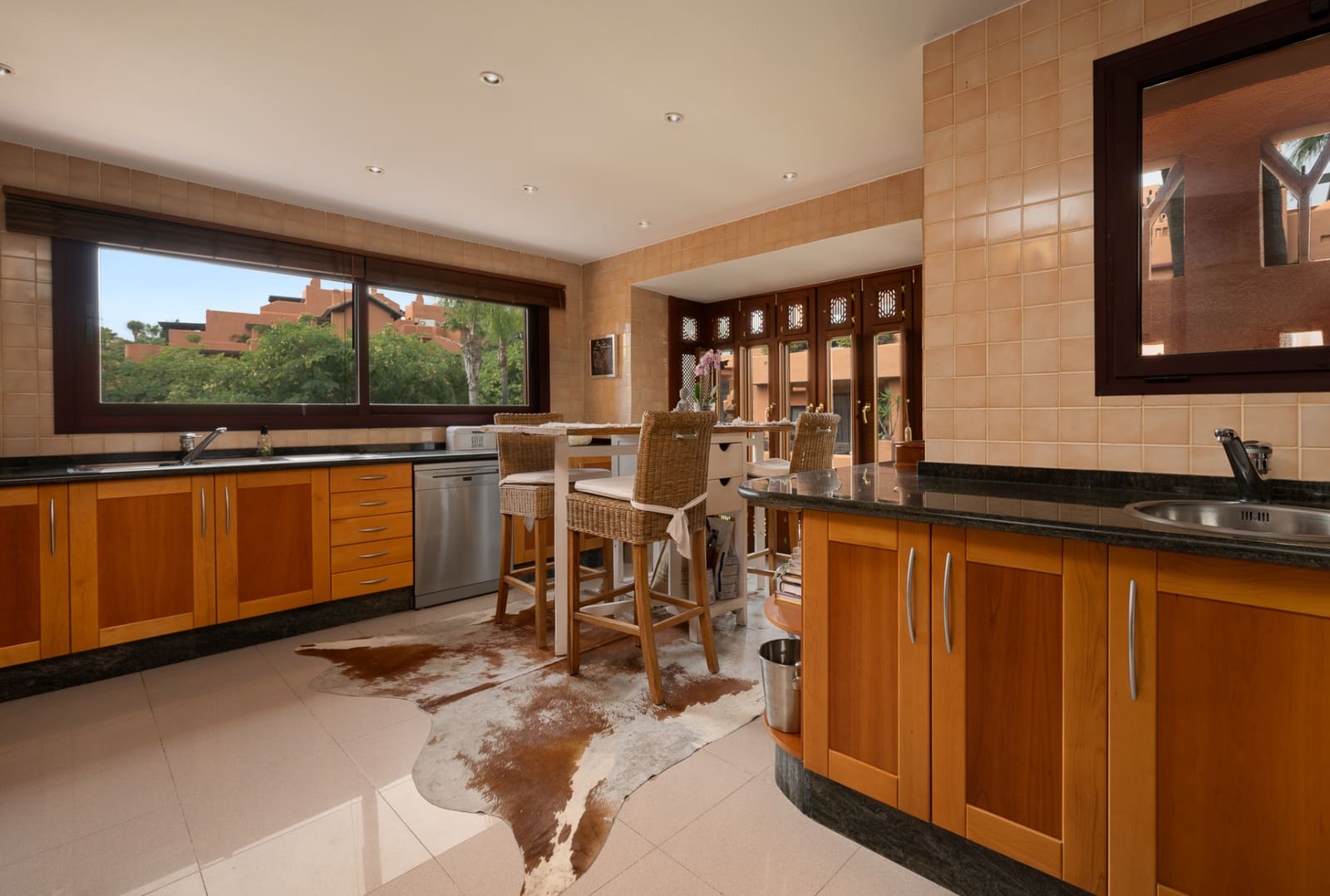 3 Zimmer Penthouse zu verkaufen in Marbella mit Pool Garage - 1.895.000 € (Ref: 9118709)