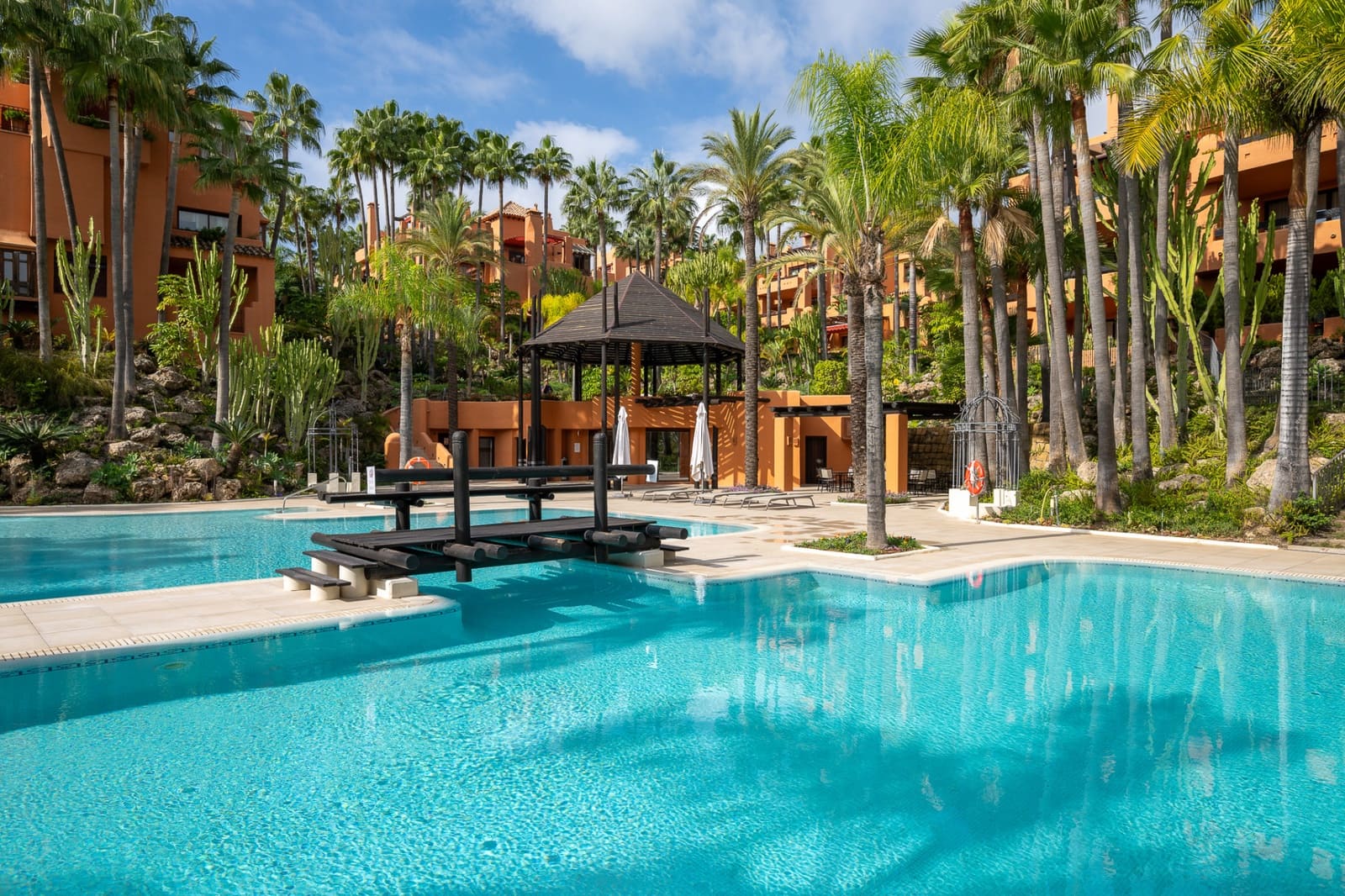 3 Zimmer Penthouse zu verkaufen in Marbella mit Pool Garage - 1.895.000 € (Ref: 9118709)