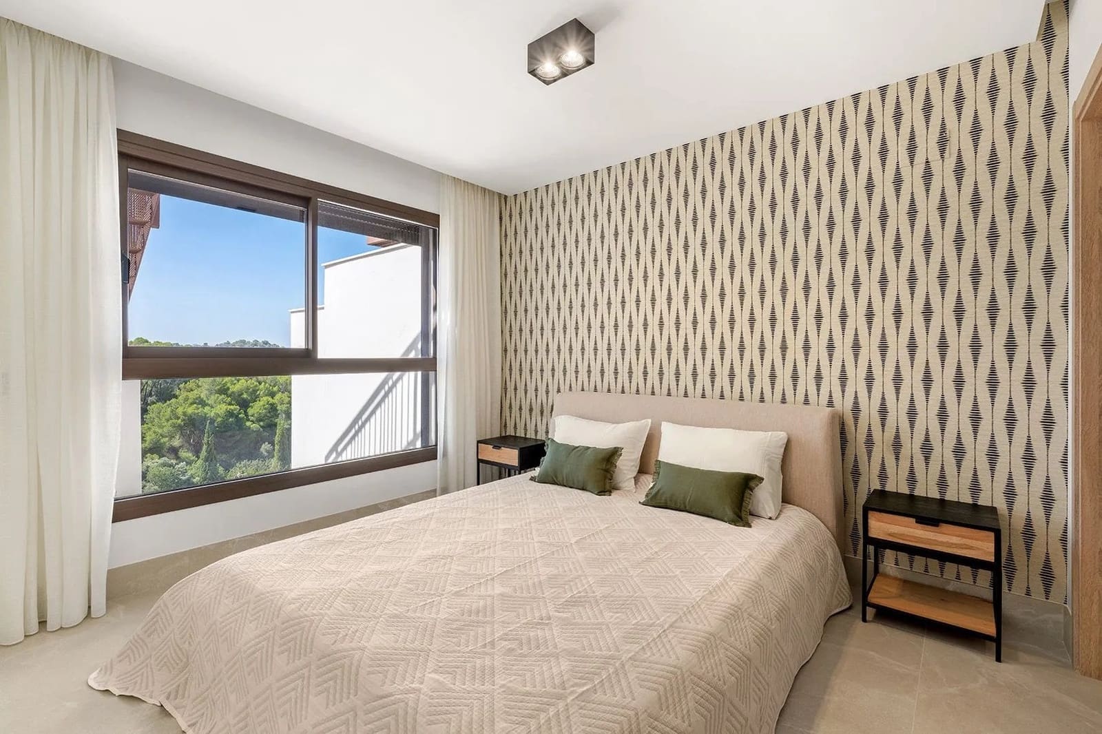 3 slaapkamer Penthouse te koop in Istan met zwembad garage - € 945.000 (Ref: 9137097)