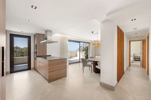 3 chambre Penthouse à vendre à Istán avec piscine garage - 945 000 € (Ref: 9137097)