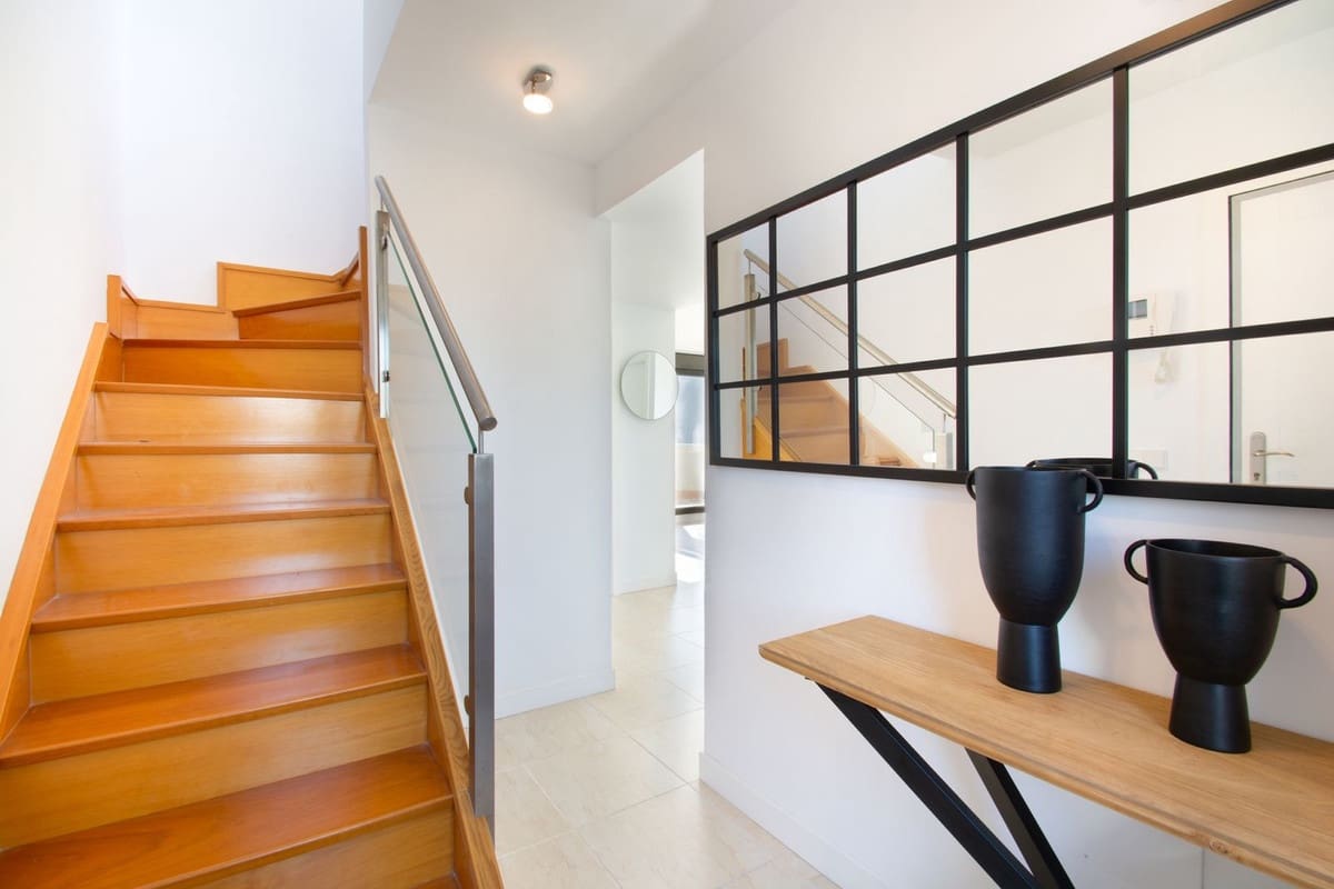 2 soverom Penthouse til salgs i New Golden Mile med svømmebasseng garasje - € 495 000 (Ref: 9149232)