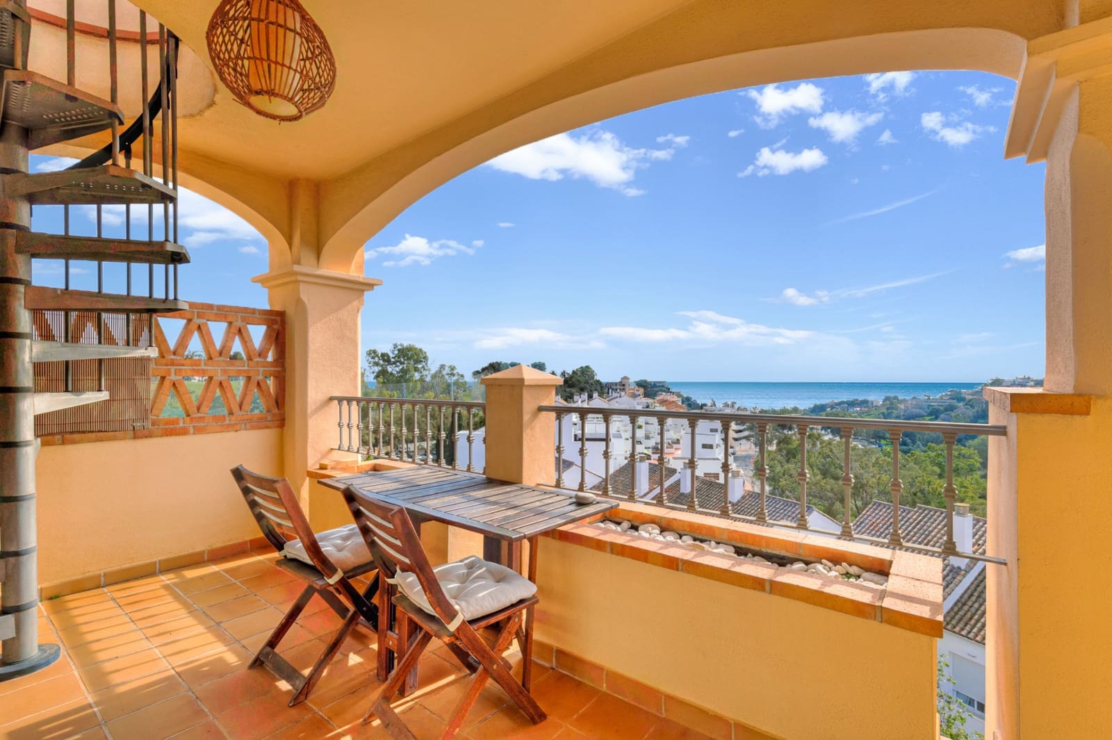 2 soveværelse Penthouse til salg i Torrequebrada med swimmingpool garage - € 595.000 (Ref: 9149235)