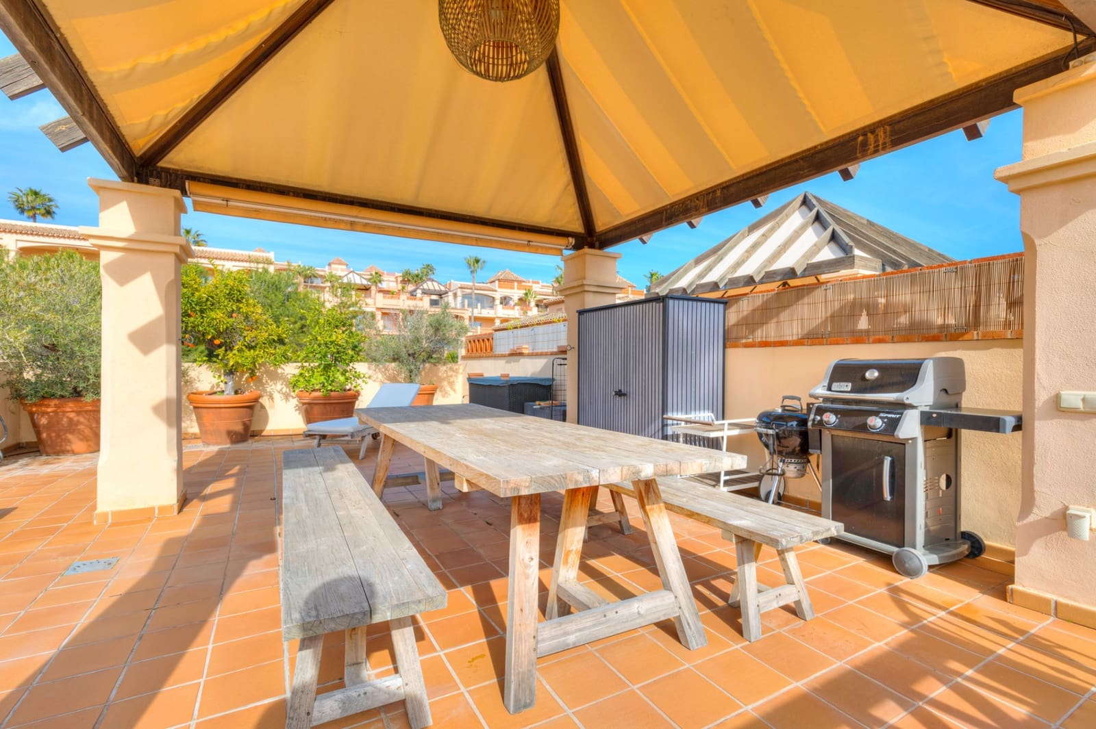 2 soveværelse Penthouse til salg i Torrequebrada med swimmingpool garage - € 595.000 (Ref: 9149235)