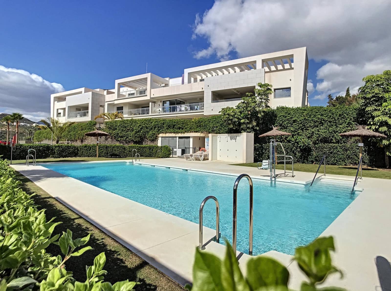 3 slaapkamer Appartement te koop in Casares met zwembad garage - € 539.000 (Ref: 9156097)