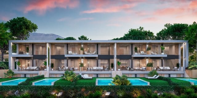 4 soveværelse Byhus til salg i Nueva Andalucia, Marbella med swimmingpool garage - € 1.100.000 (Ref: 9188429)