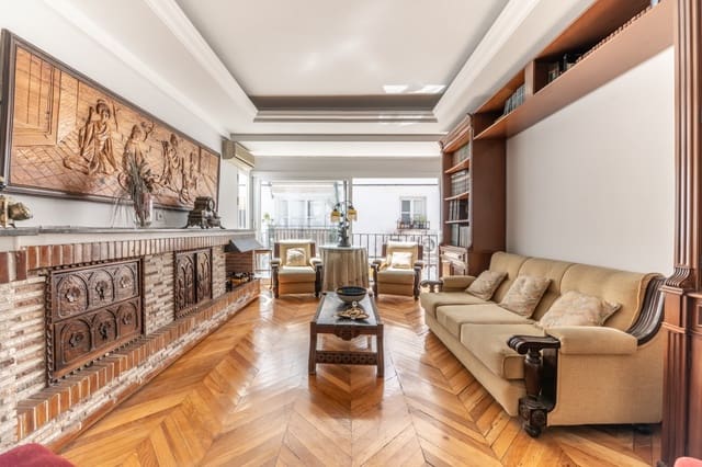 3 slaapkamer Appartement te koop in Marbella - € 590.000 (Ref: 9226488)