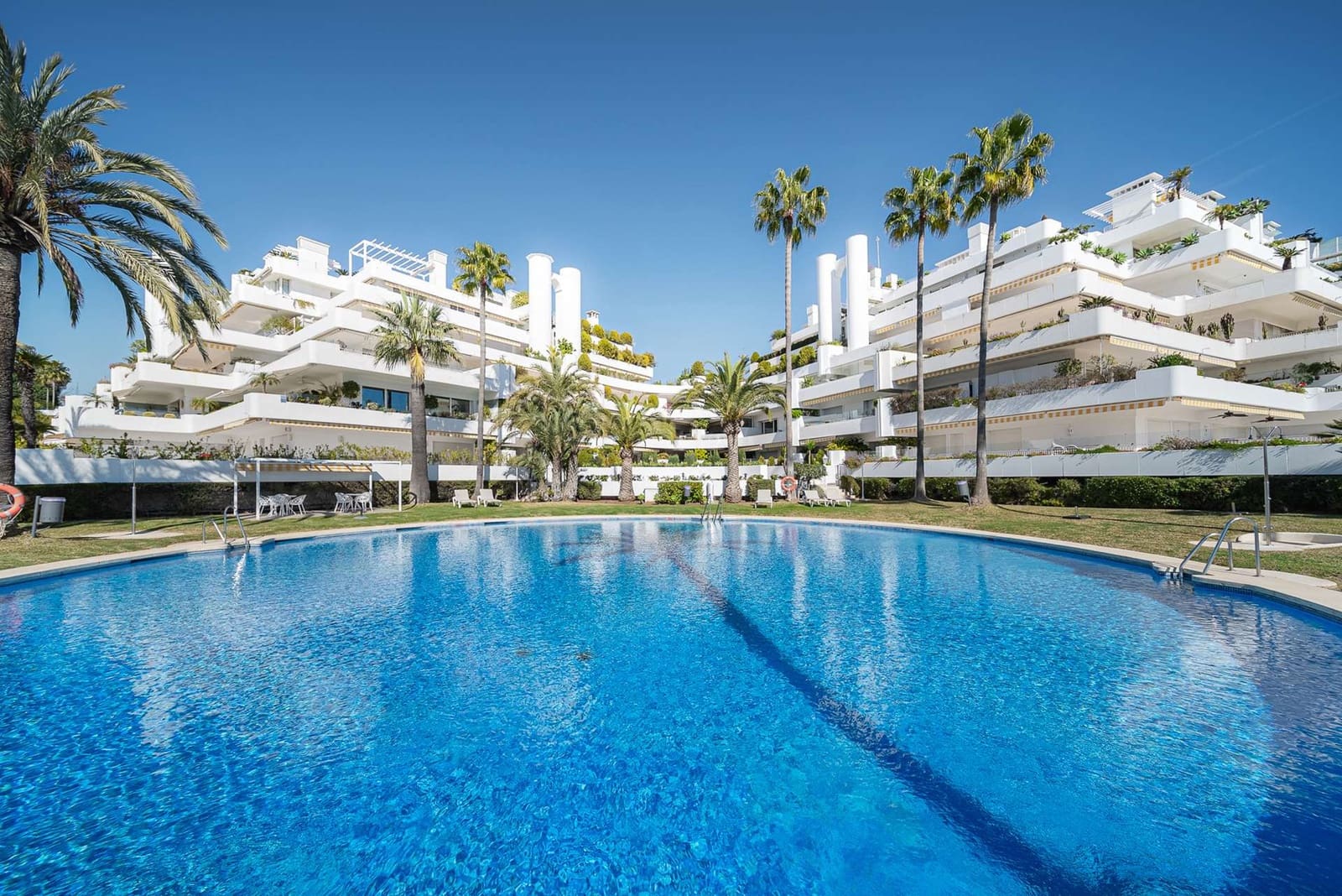 3 makuuhuone Huoneisto myytävänä paikassa Marbella - 1 280 000 € (Ref: 9226501)