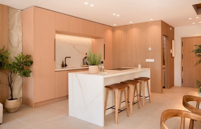 4 soverom Hus til salgs i Marbella med svømmebasseng garasje - € 1 690 000 (Ref: 9226502)