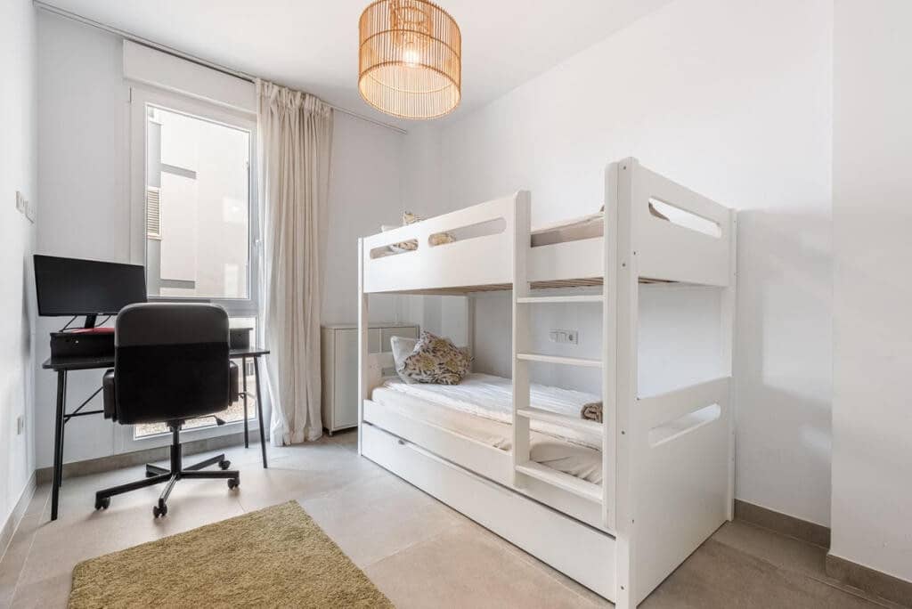 2 sovrum Lägenhet till salu i Fuengirola med pool garage - 479 000 € (Ref: 9242894)