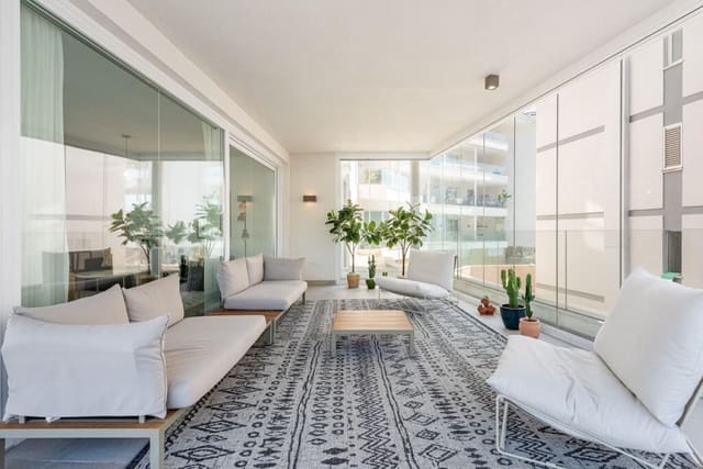 2 soveværelse Lejlighed til salg i Torreblanca, Fuengirola med swimmingpool garage - € 479.000 (Ref: 9242894)