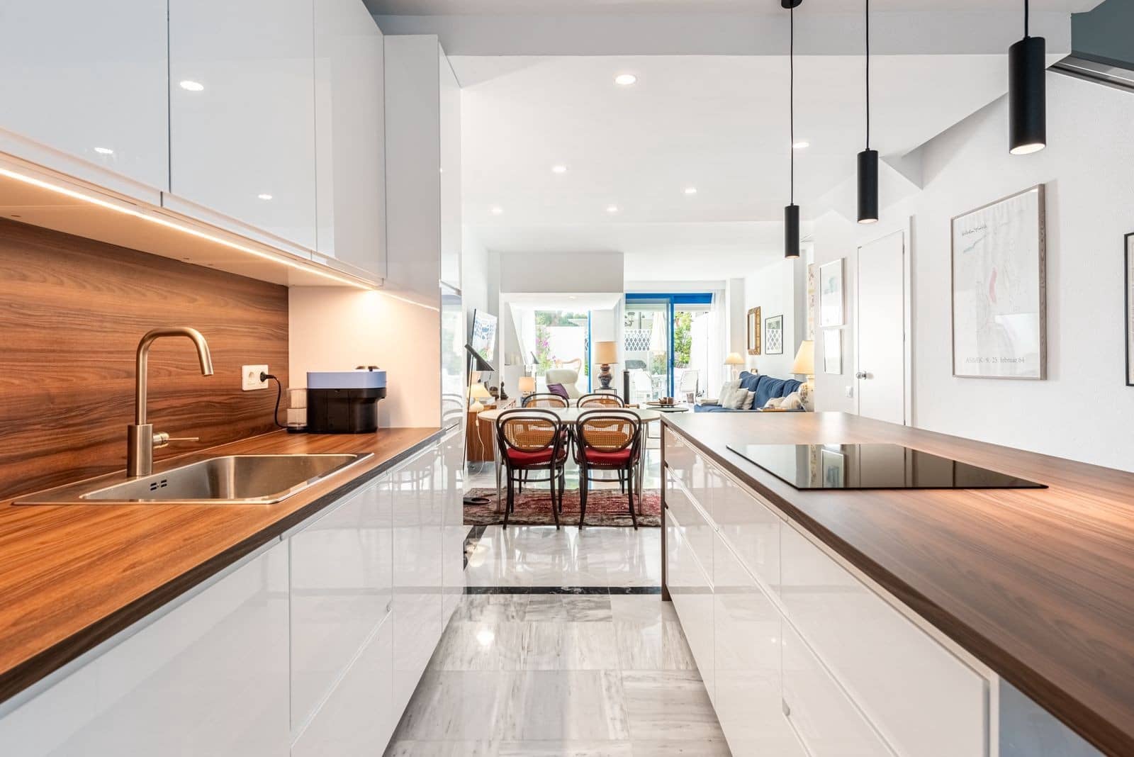 2 Zimmer Apartment zu verkaufen in Marbella mit Pool Garage - 699.000 € (Ref: 9242896)