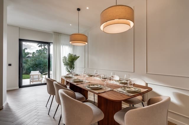 4 slaapkamer Huis te koop in Marbella met zwembad garage - € 1.395.000 (Ref: 9247018)