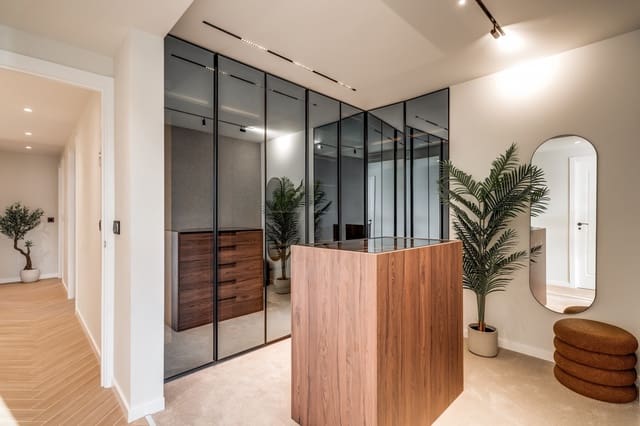 4 slaapkamer Huis te koop in Marbella met zwembad garage - € 1.395.000 (Ref: 9247018)