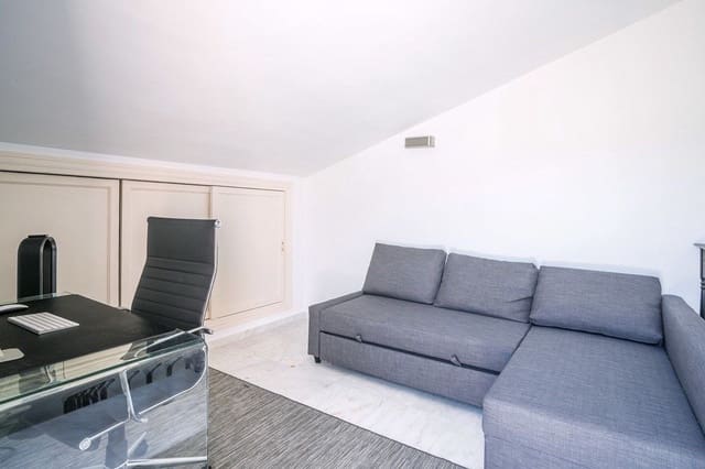 4 soverom Kjedet enebolig til salgs i Marbella med svømmebasseng garasje - € 1 700 000 (Ref: 9297216)