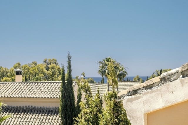 4 soverom Kjedet enebolig til salgs i Marbella med svømmebasseng garasje - € 1 700 000 (Ref: 9297216)