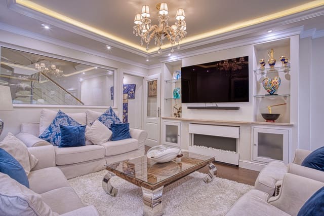 4 sypialnia Dom na sprzedaż w Marbella - 1 550 000 € (Ref: 9297217)