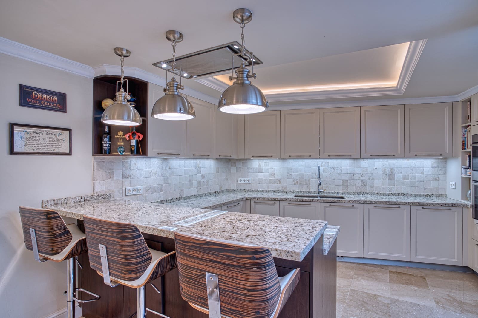 4 bedroom Townhouse for sale in Marbella - € 1,575,000 (Ref: 9297217)