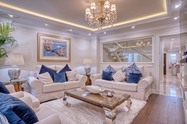 4 sovrum Hus till salu i Marbella - 1 575 000 € (Ref: 9297217)