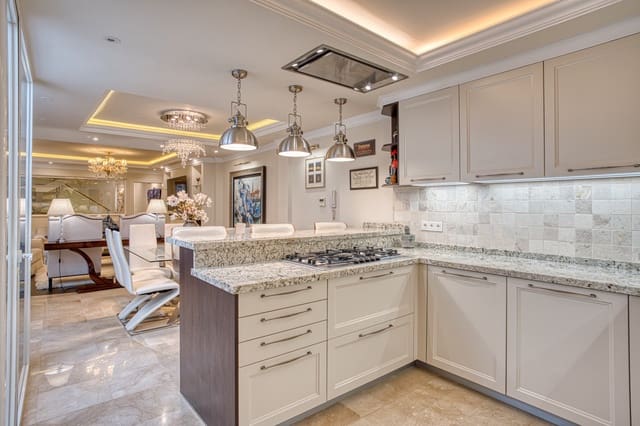 4 sovrum Hus till salu i Marbella - 1 575 000 € (Ref: 9297217)