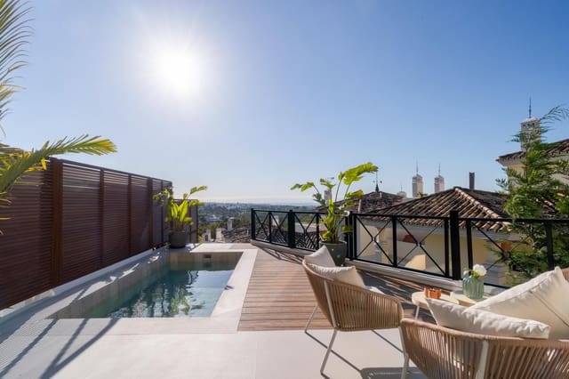 3 Zimmer Apartment zu verkaufen in Marbella mit Pool Garage - 1.125.000 € (Ref: 9297221)