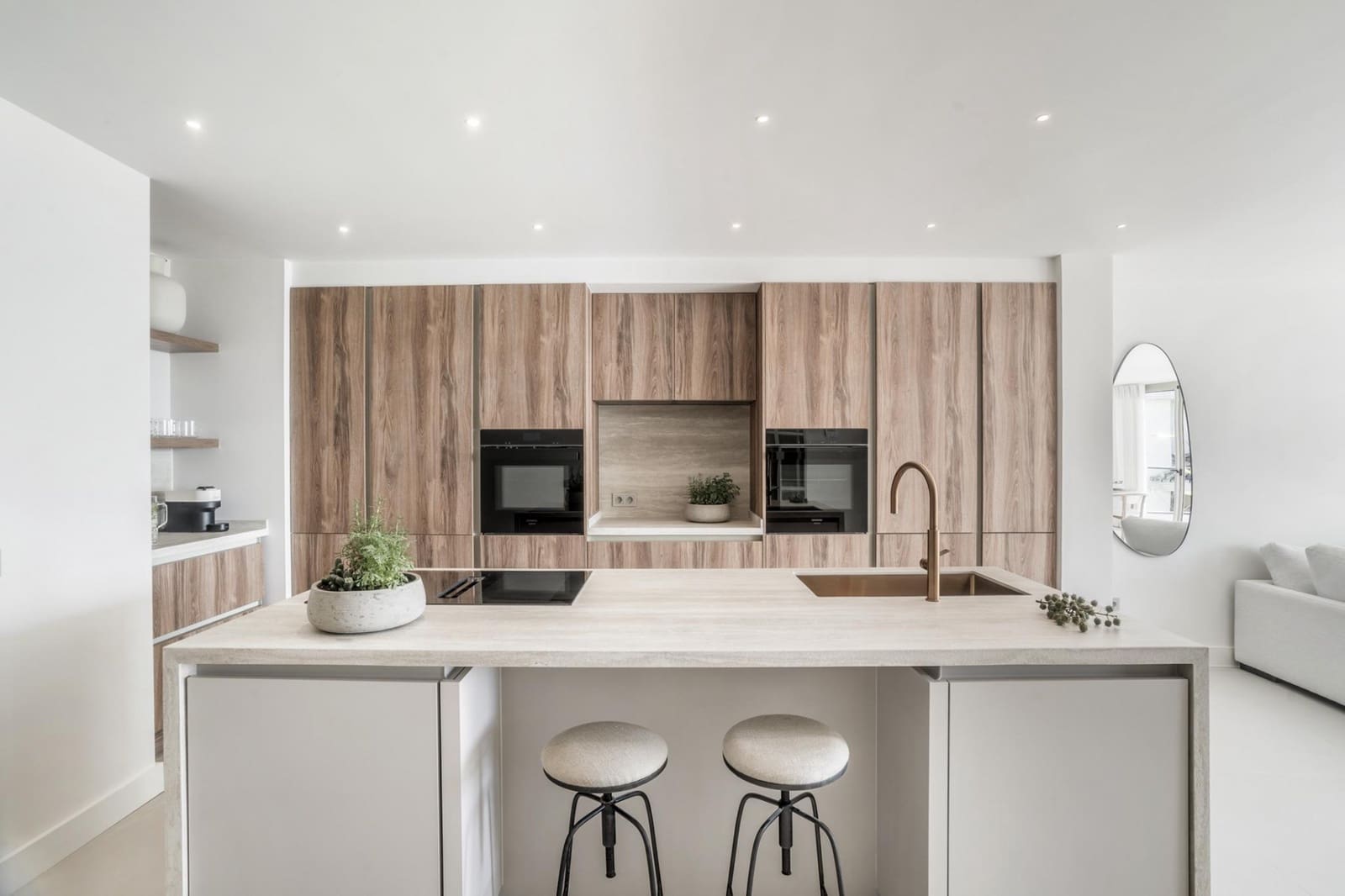 3 Zimmer Apartment zu verkaufen in Marbella mit Pool Garage - 1.125.000 € (Ref: 9297221)