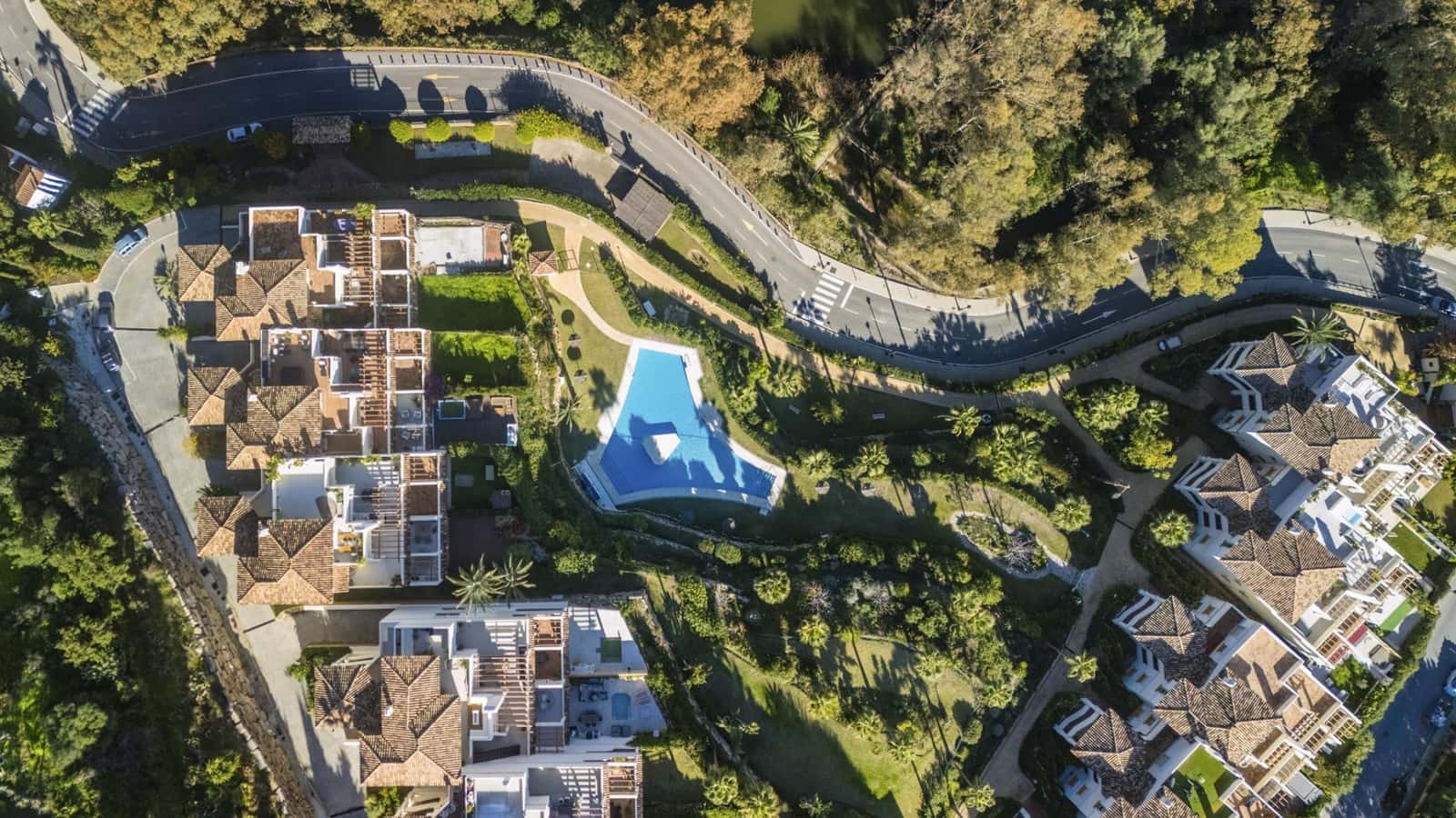 3 Zimmer Apartment zu verkaufen in Marbella mit Pool Garage - 1.125.000 € (Ref: 9297221)