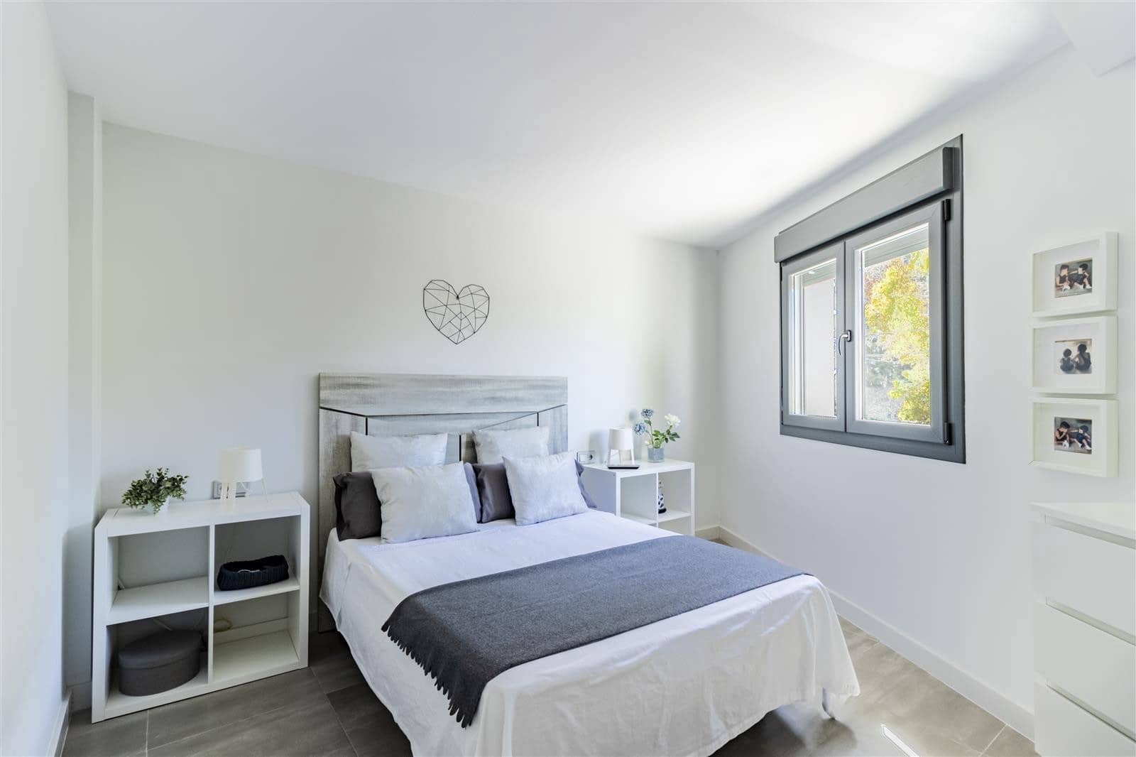 3 sypialnia Dom na sprzedaż w San Pedro de Alcantara z basenem garażem - 900 000 € (Ref: 9297223)