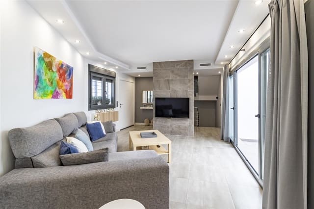 3 soverom Hus til salgs i San Pedro de Alcantara, Marbella med svømmebasseng garasje - € 900 000 (Ref: 9297223)