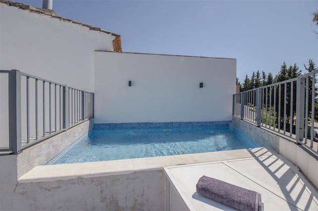 3 soverom Hus til salgs i San Pedro de Alcantara, Marbella med svømmebasseng garasje - € 900 000 (Ref: 9297223)