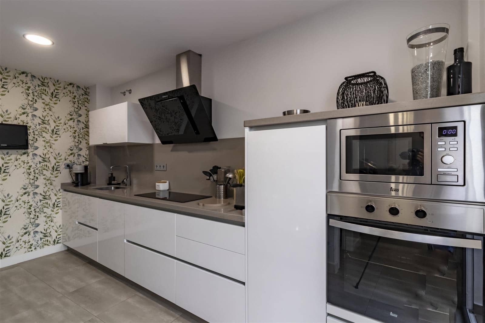 3 bedroom Townhouse for sale in San Pedro de Alcantara with pool garage - € 900,000 (Ref: 9297223)
