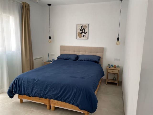 3 sypialnia Willa na sprzedaż w El Velerín, Estepona z basenem garażem - 875 000 € (Ref: 9297225)