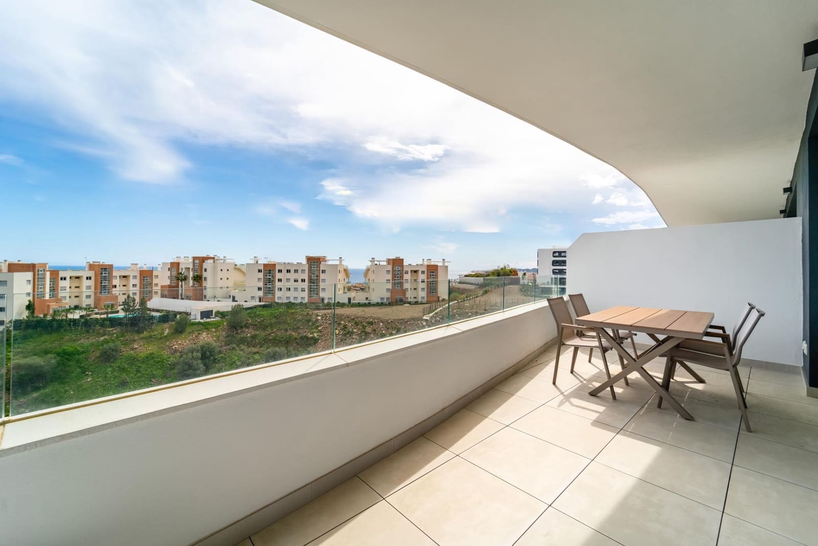 3 sovrum Lägenhet till salu i Fuengirola med pool garage - 464 000 € (Ref: 9334619)