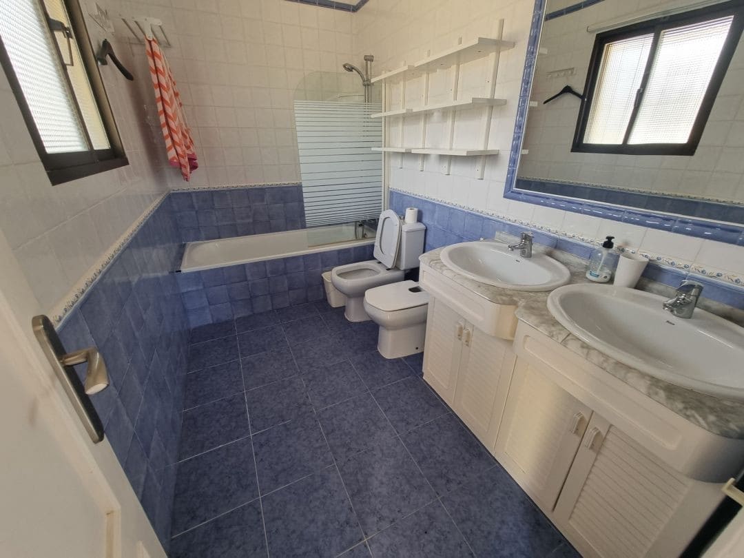 6 soveværelse Villa til salg i Nueva Andalucia med swimmingpool garage - € 2.500.000 (Ref: 9344462)