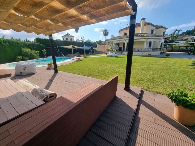 6 slaapkamer Villa te koop in Nueva Andalucia, Marbella met zwembad garage - € 2.500.000 (Ref: 9344462)
